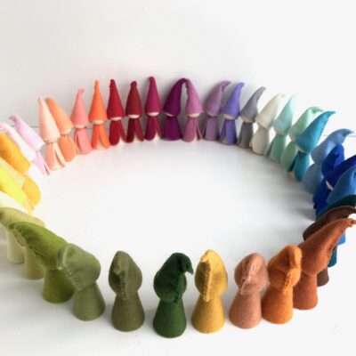 Zwerge in deiner Lieblings Farbe und Größe  Regenbogen Holz Kegel  Jahreszeitentisch deko - XXL